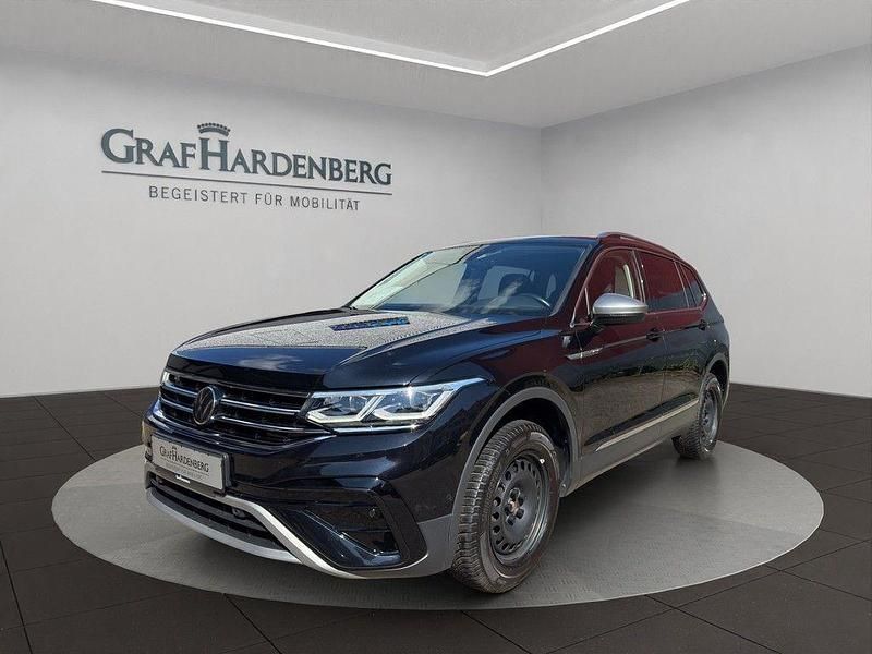 Schwarz Gebraucht 2022 VW Tiguan Allspace Elegance SUV | 34.444 € (Fairer Preis) - Bild 1/4