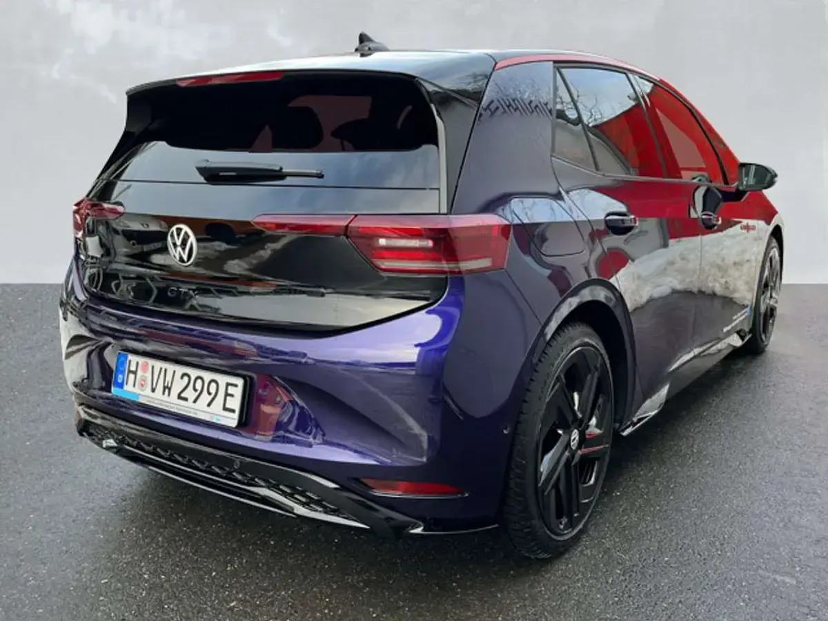 Gebraucht VW ID.3 GTX 239 kW (326 PS) 2025 Ultra violet metallic schwarz Kleinwagen