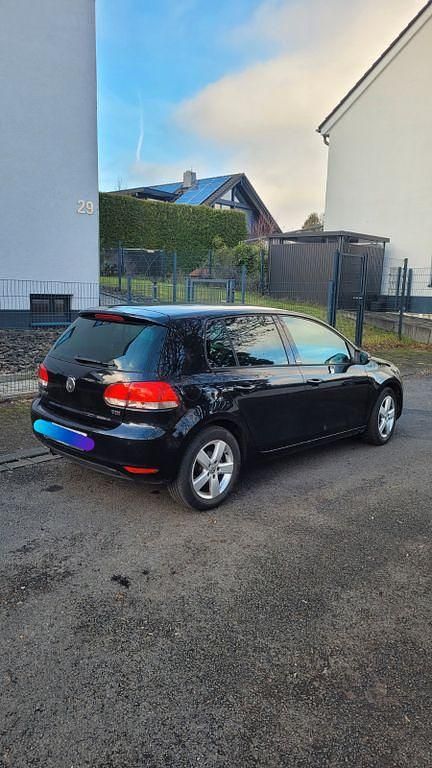 Gebraucht VW Golf VI Trendline 105 PS (77 kW) 2011 Schwarz Kleinwagen