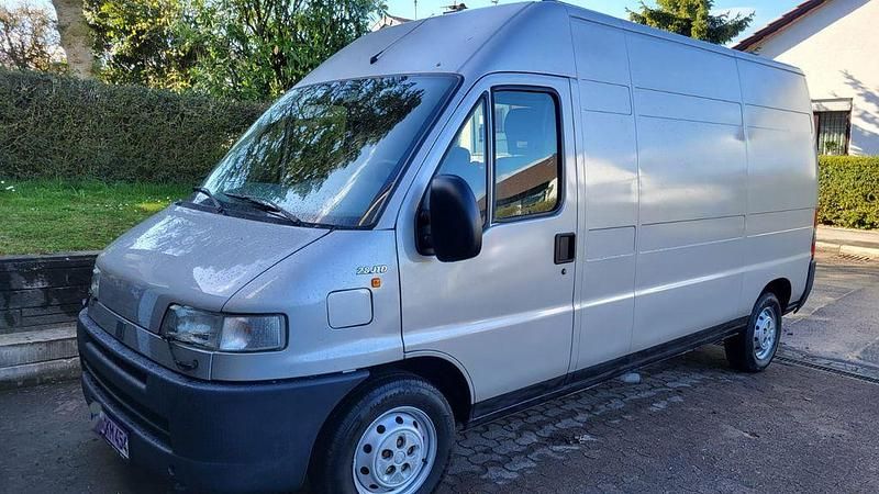 Gebraucht Fiat Ducato 128 PS (94 kW) 2000 Silber Van