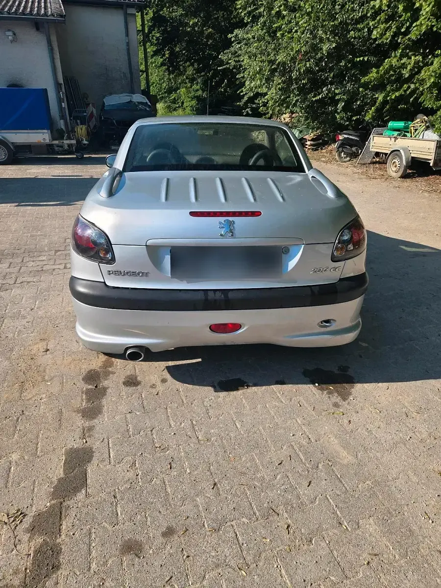 Gebraucht Peugeot 206 CC 136 PS (100 kW) 2003 Cabrio