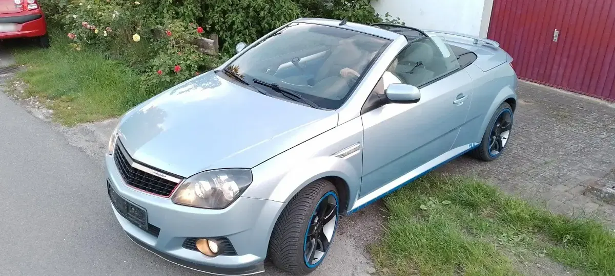 Gebraucht Opel Tigra 69 PS (50 kW) 2006 Blau Cabrio