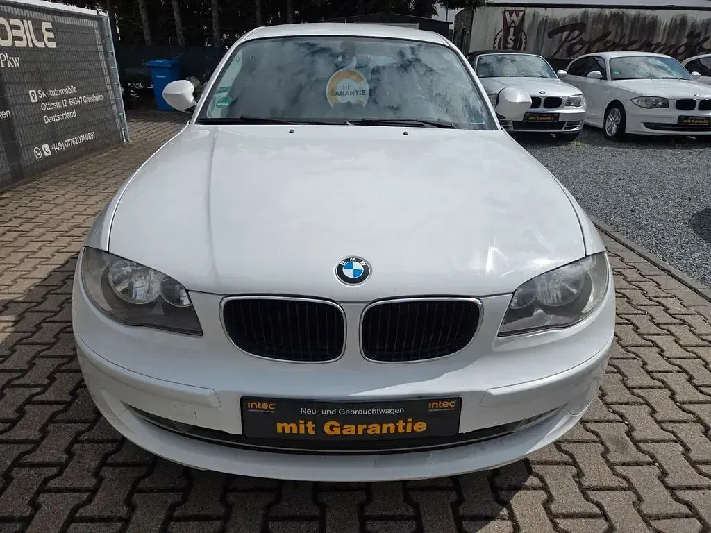 Gebraucht BMW 116 122 PS (89 kW) 2010 Weiß Kleinwagen
