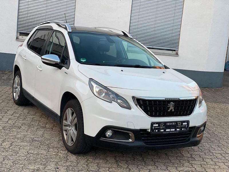 Weiß Gebraucht 2019 Peugeot 2008 Allure SUV | 12.850 € (Superpreis) - Bild 1/4