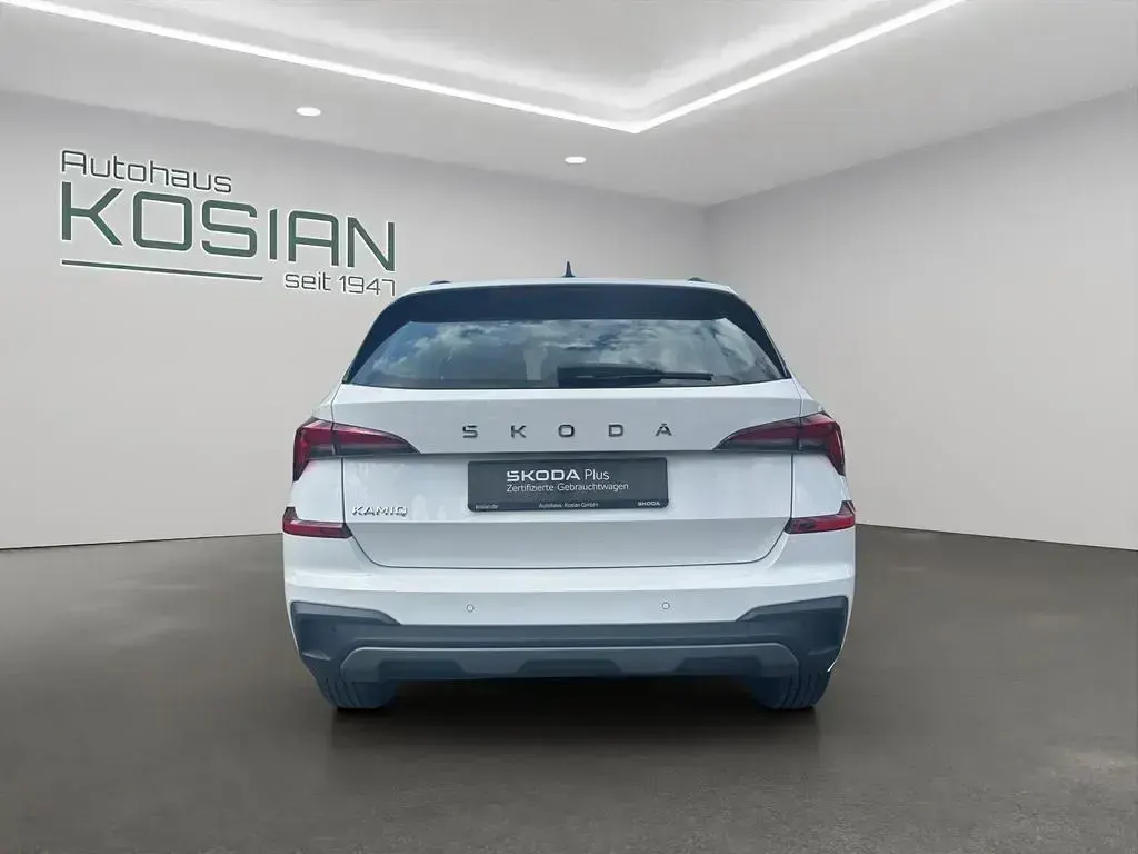Gebraucht Skoda Kamiq Selection 95 PS (69 kW) 2024 Weiß SUV
