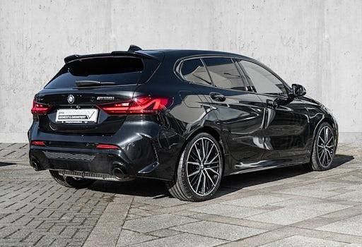 Gebraucht BMW M135 Performance 306 PS (225 kW) 2022 Schwarz Kleinwagen