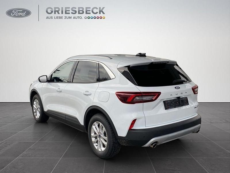 Gebraucht Ford Kuga Titanium 242 PS (177 kW) 2025 Weiß (frostweiß) SUV