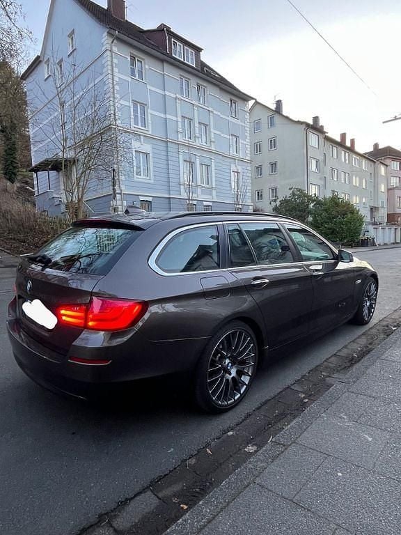 Gebraucht BMW 525 204 PS (150 kW) 2010 Braun Kombi