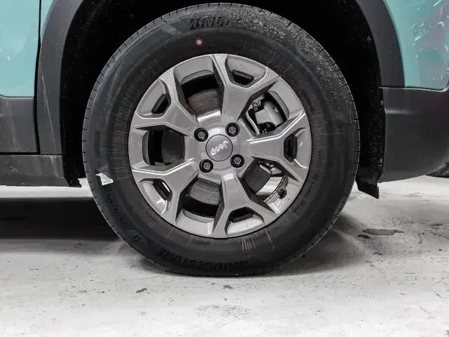 Gebraucht Jeep Avenger EV Longitude 114 kW (155 PS) 2024 Hellblau SUV