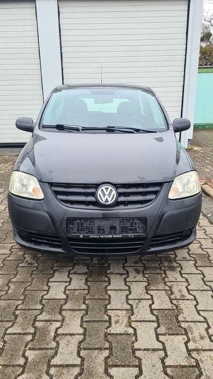 Second-hand VW Fox Basis 54 CP (39 kW) 2007 Gri Hatchback