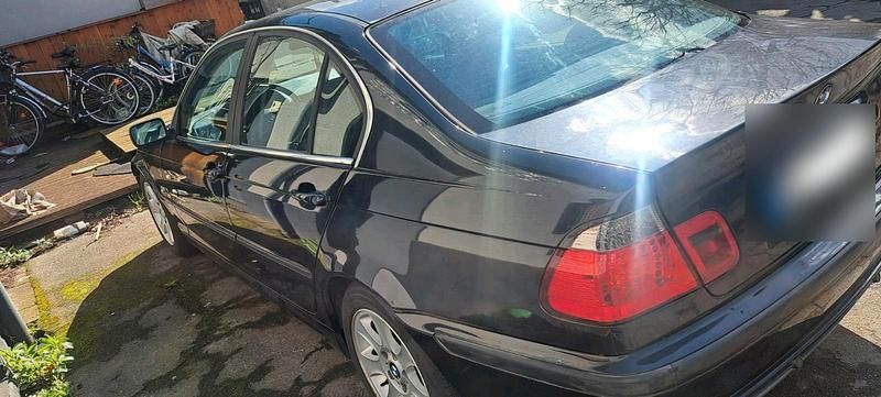 Gebraucht BMW 323 2000 Limousine