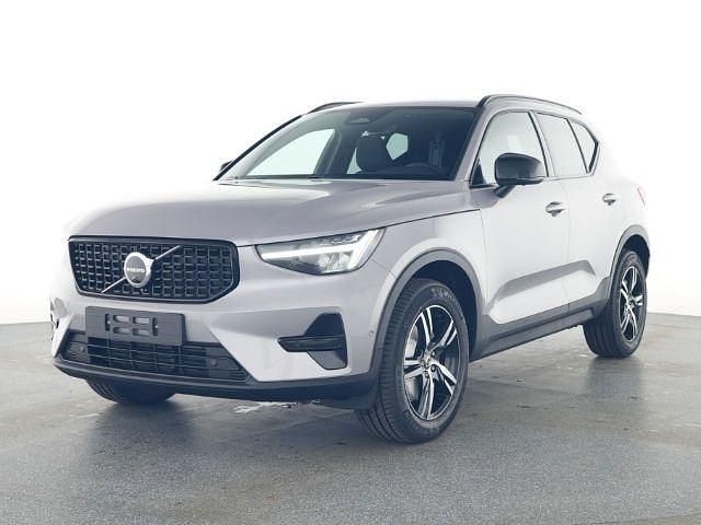 Gebraucht Volvo XC40 Plus 197 PS (144 kW) 2025 Silber SUV