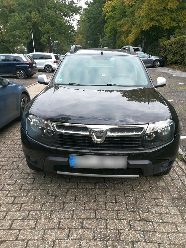 Schwarz Gebraucht 2011 Dacia Duster SUV | 5.650 € (Etwas zu teuer) - Bild 1/4