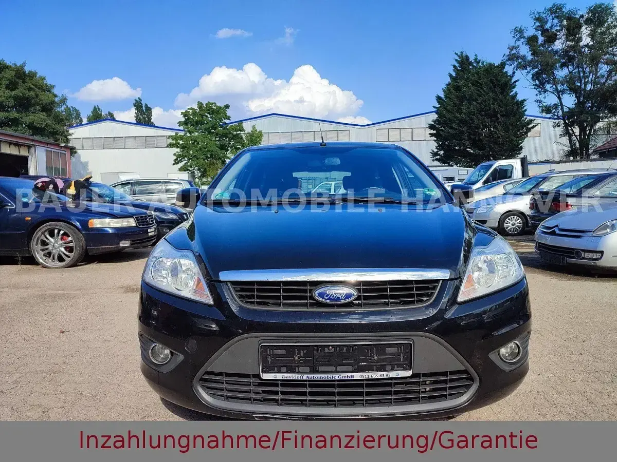 Gebraucht Ford Focus Viva 109 PS (80 kW) 2010 Schwarz Kombi