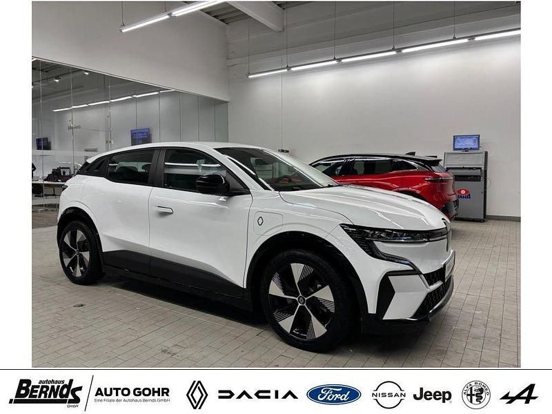 Gebraucht Renault Mégane Equilibre 96 kW (131 PS) 2023 Weiß Limousine