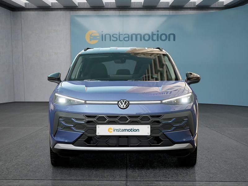 Neu VW T-Roc 150 PS (110 kW) 2025 Blau SUV
