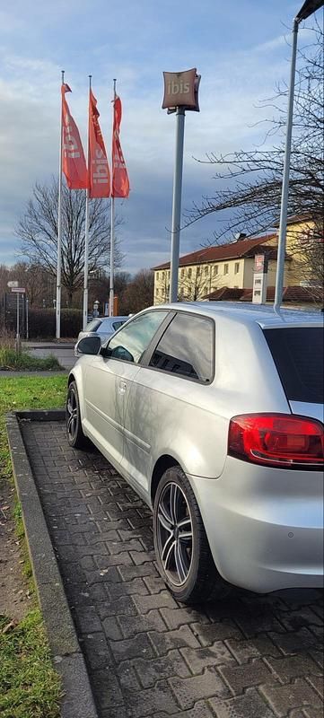 Gebraucht Audi A3 105 PS (77 kW) 2009 Silber Kleinwagen