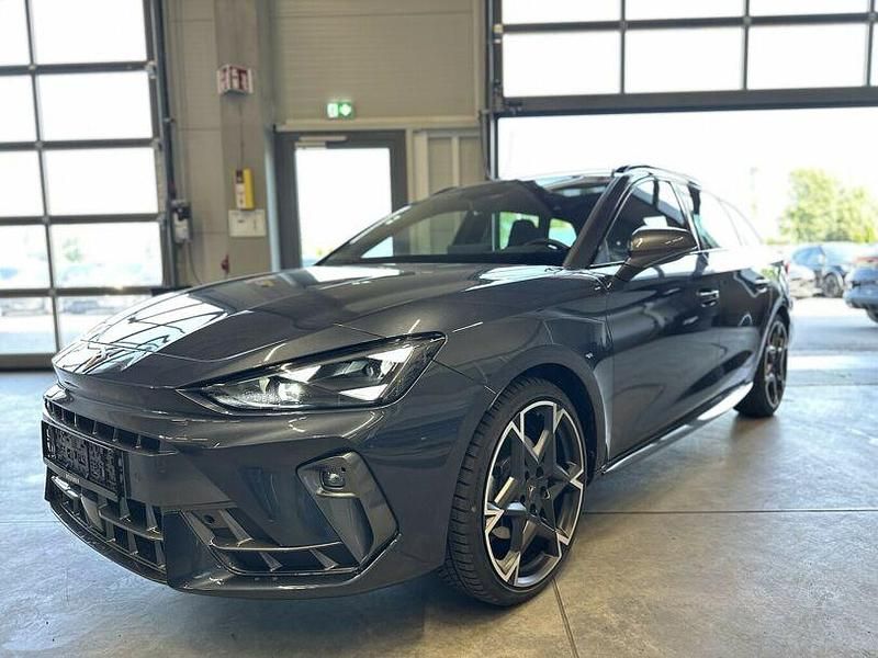 Grau Gebraucht 2025 Cupra Leon Kombi | 30.900 € (Fairer Preis) - Bild 1/4