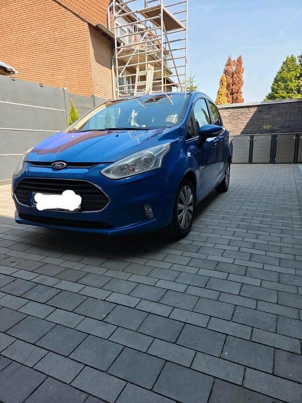 Blau Gebraucht 2013 Ford B-MAX Trend Van / Kleinbus | 4.750 € (Fairer Preis) - Bild 1/4