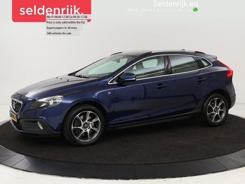 Blau Gebraucht 2015 Volvo V40 CC Ocean Race Kombi | 11.900 € (Fairer Preis) - Bild 1/4