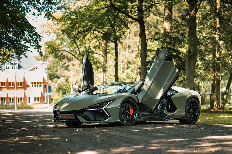 Usata Lamborghini Revuelto 2024 Verde Coupé