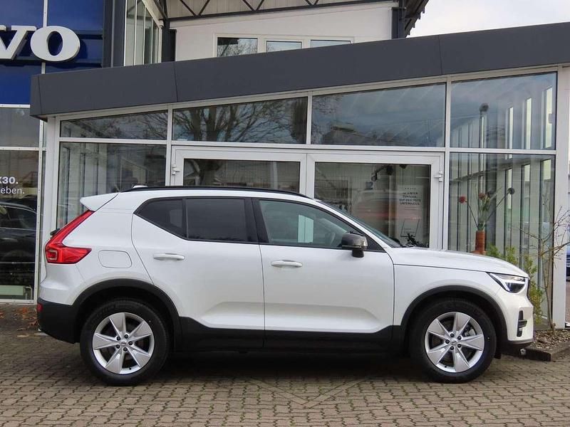 Gebraucht Volvo XC40 Plus 211 PS (155 kW) 2022 Weiß SUV