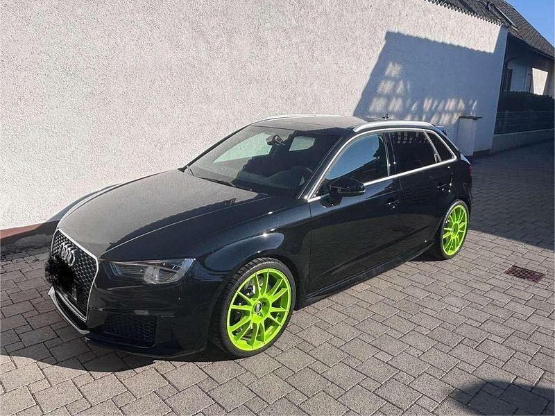 Gebraucht 2016 Audi RS3 Sportback Kleinwagen | 45.000 € (Etwas zu teuer) - Bild 1/4
