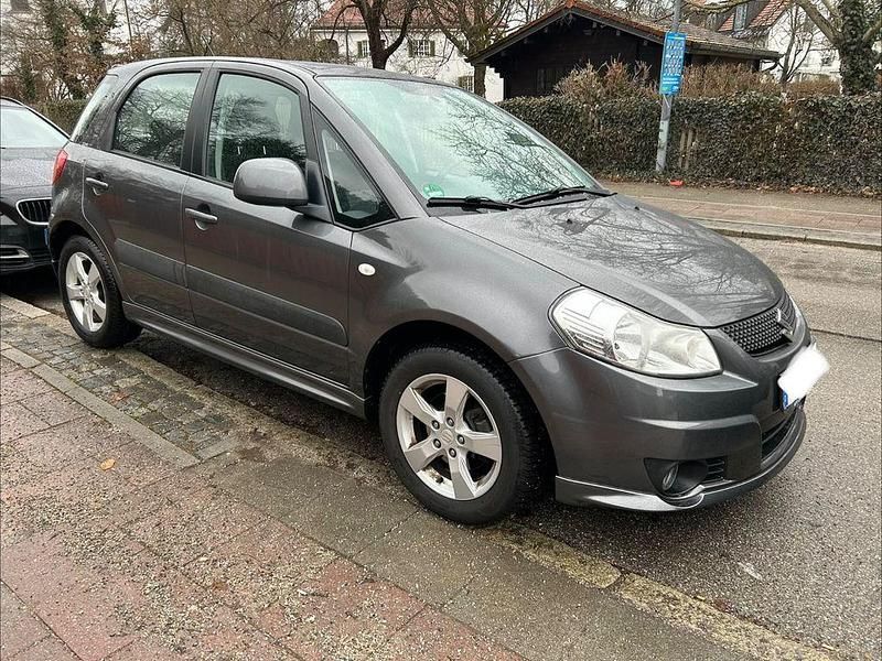 Gebraucht Suzuki SX4 Comfort 120 PS (88 kW) 2011 Grau Limousine