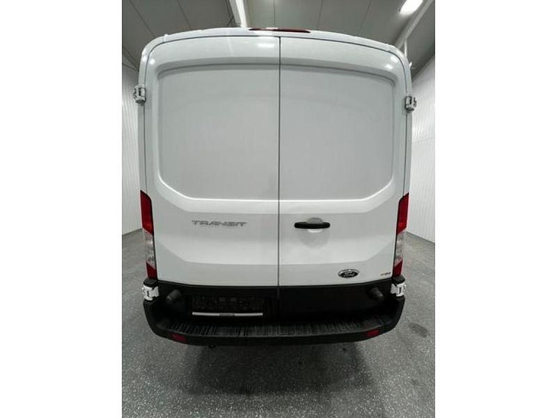 Gebraucht Ford Transit 131 PS (96 kW) 2022 Frostweiss/frozenwhite (pn3gz0) Van