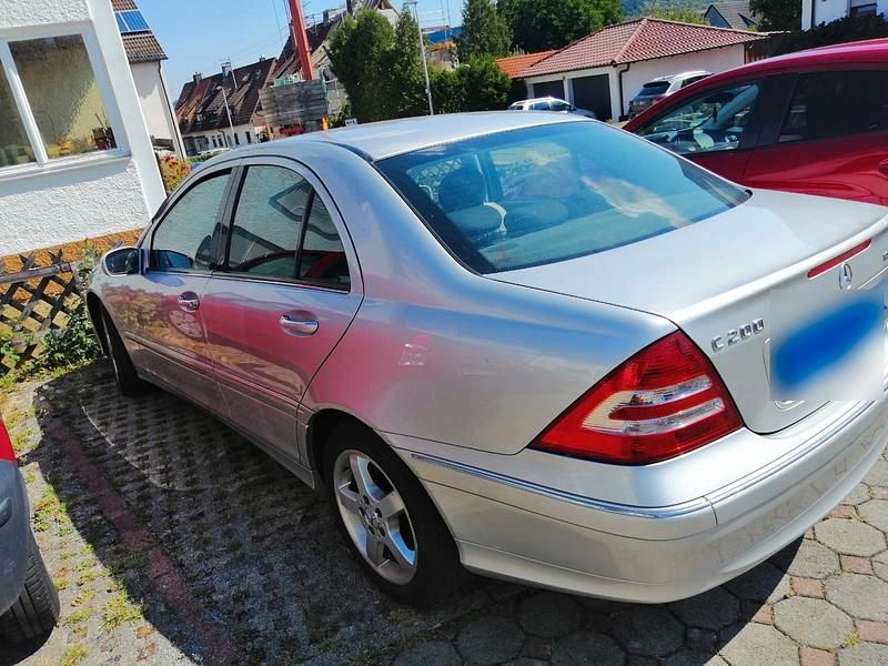 Gebraucht Mercedes C200 163 PS (119 kW) 2004 Limousine