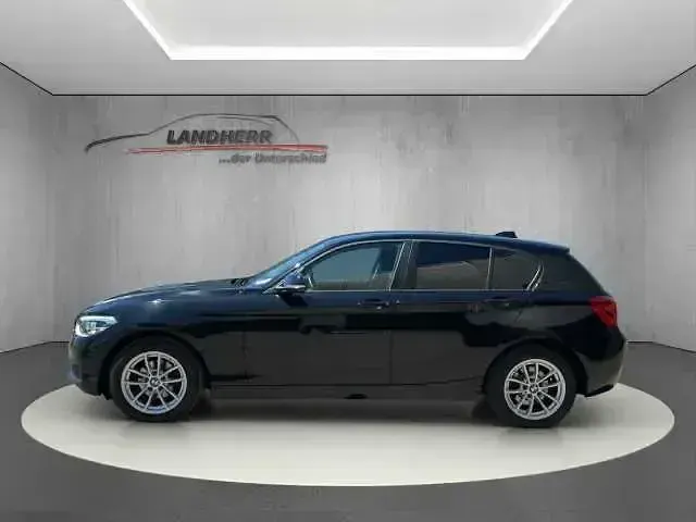 Gebraucht BMW 118 Advantage 199 PS (146 kW) 2019 Schwarz ii Kleinwagen