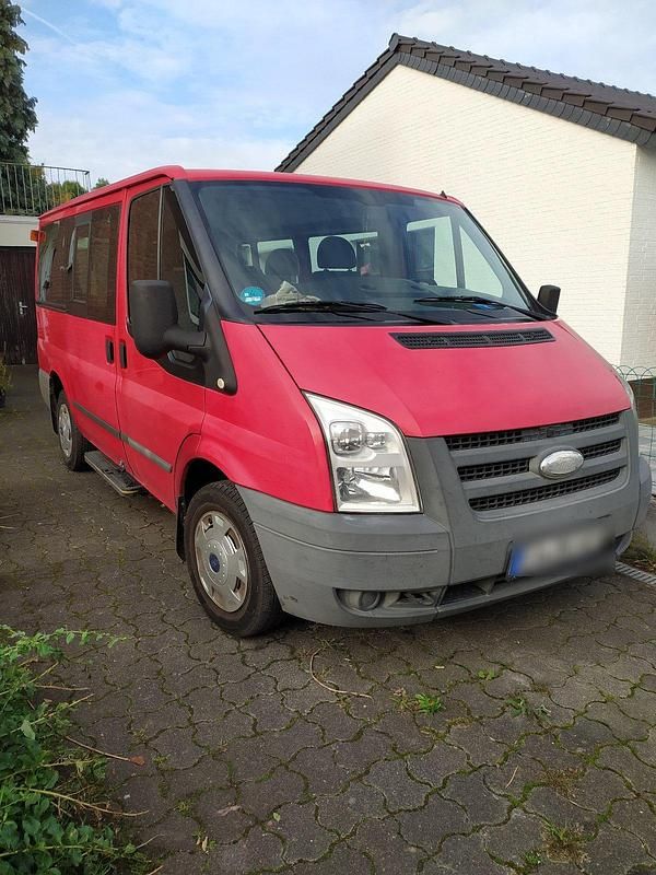 Rot Gebraucht 2009 Ford Transit Van / Kleinbus | 9.000 € - Bild 1/4