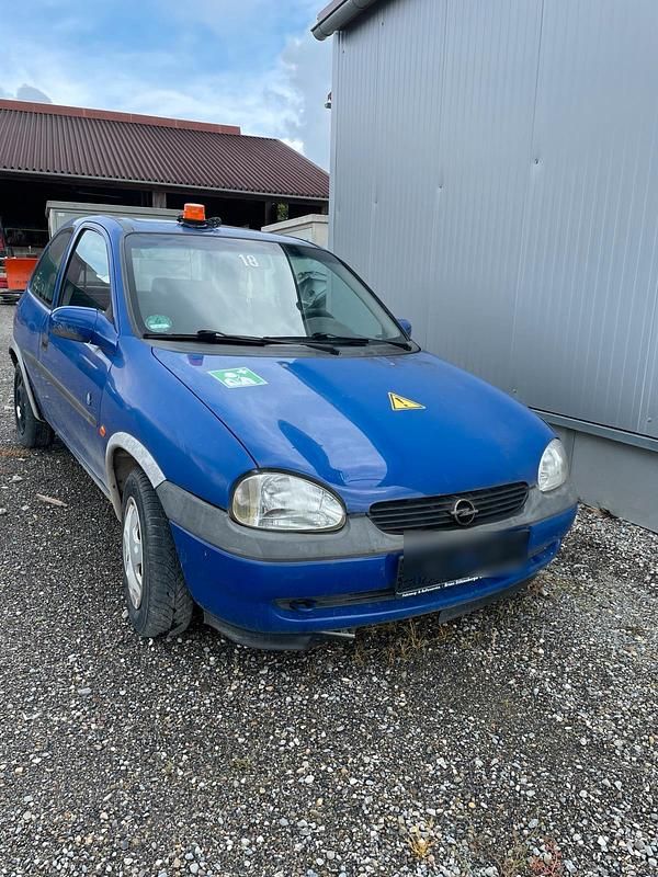 Blau Gebraucht 2003 Opel Corsa Kleinwagen | 350 € (Superpreis) - Bild 1/4