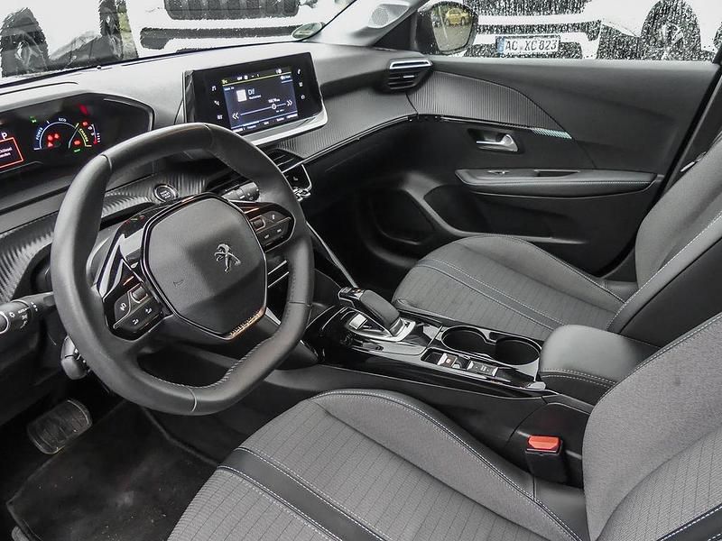 Gebraucht Peugeot 208 Allure 100 kW (136 PS) 2021 Schwarz Kleinwagen