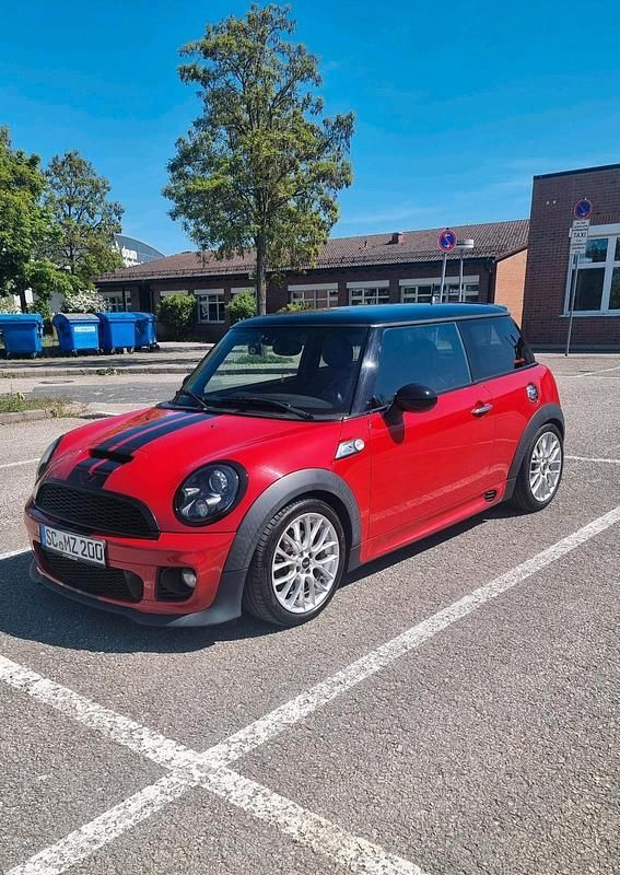 Rot Gebraucht 2012 Mini John Cooper Works Kleinwagen | 11.399 € (Guter Preis) - Bild 1/4