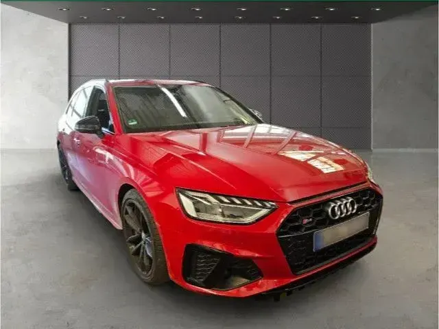 Gebraucht Audi S4 Design 347 PS (255 kW) 2020 Tangorot metallic (metallic) Kombi