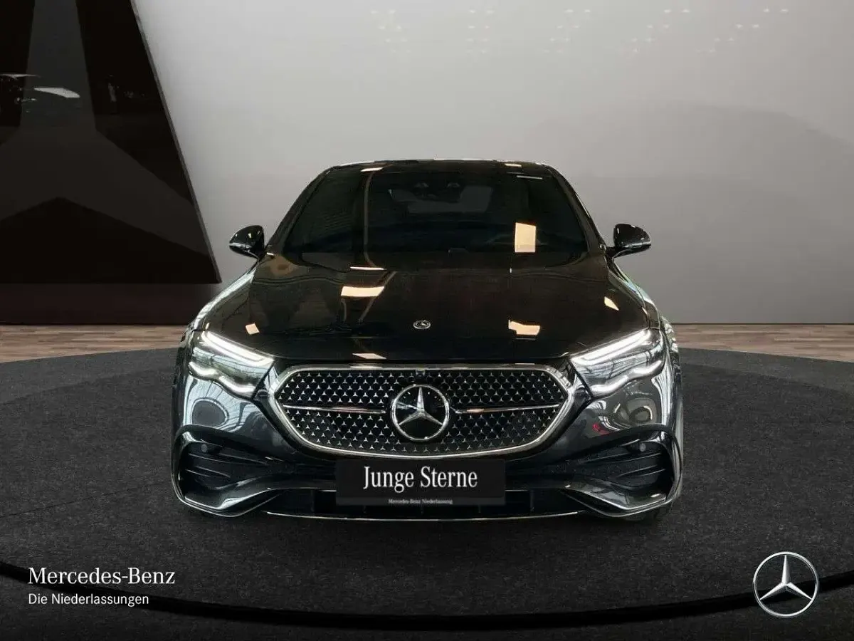 Brugt Mercedes E400 AMG 252 HK (185 kW) 2025 Grå Sedan