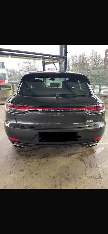 Gebraucht Porsche Macan 245 PS (180 kW) 2021 Grau SUV