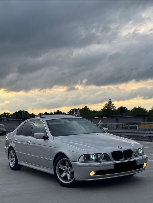 Grau Gebraucht 2003 BMW 525 Limousine | 4.000 € (Guter Preis) - Bild 1/4