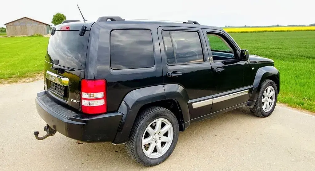 Occasion Jeep Cherokee 177 ch (130 kW) 2010 Noir SUV