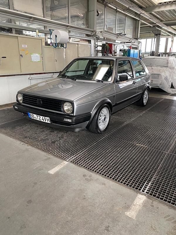 Grau Gebraucht 1990 VW Golf II Coupé | 5.999 € - Bild 1/4