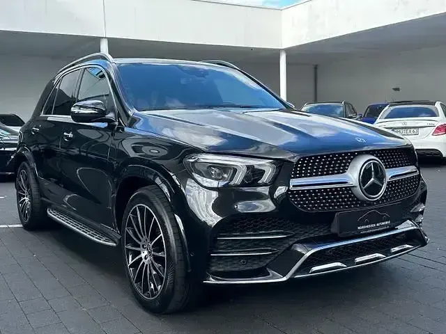 Gebraucht Mercedes GLE400 AMG line 330 PS (242 kW) 2022 Schwarz SUV