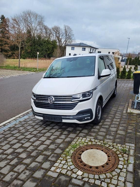 Gebraucht VW Multivan 150 PS (110 kW) 2022 Weiß Van