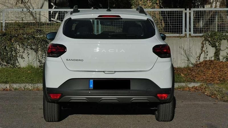 Gebraucht Dacia Sandero Expression 91 PS (66 kW) 2024 Weiß Limousine