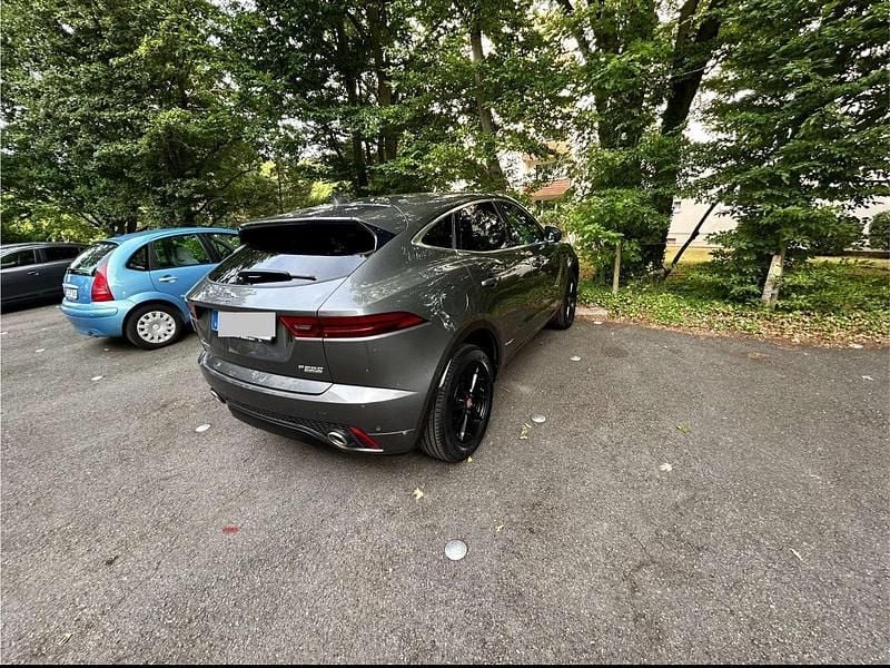 Grau Gebraucht 2019 Jaguar E-Pace SUV | 25.350 € (Superpreis) - Bild 1/4
