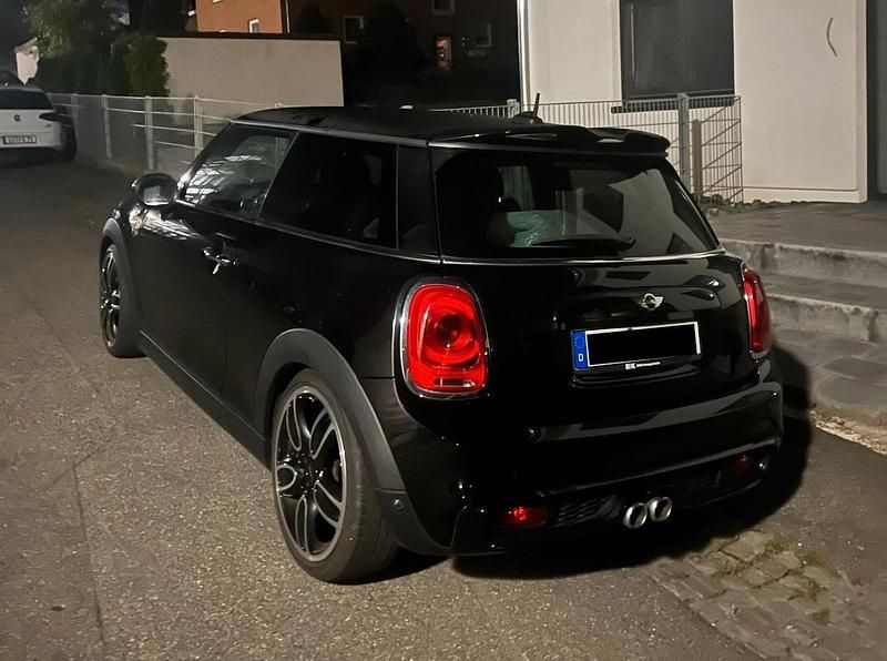 Gebraucht Mini Cooper S 170 PS (125 kW) 2016 Schwarz Kleinwagen