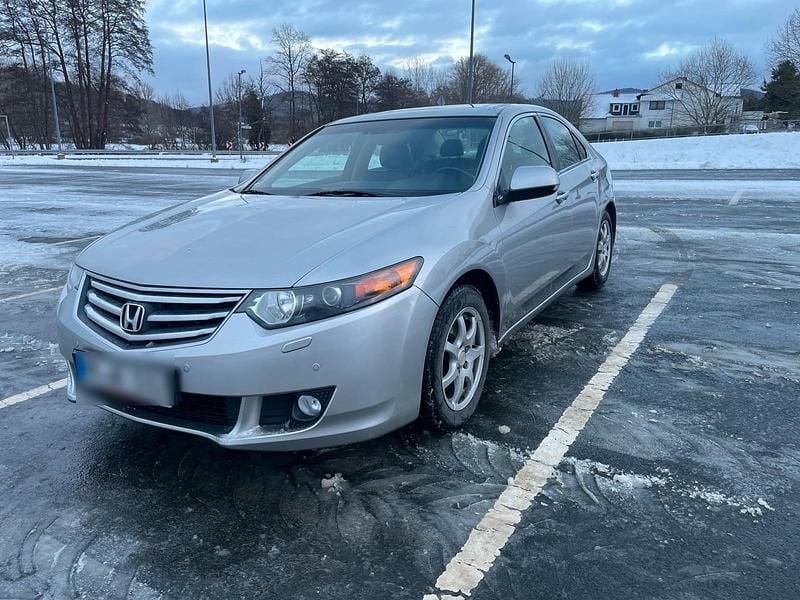 Gebraucht Honda Accord Executive 156 PS (114 kW) 2008 Silber Limousine