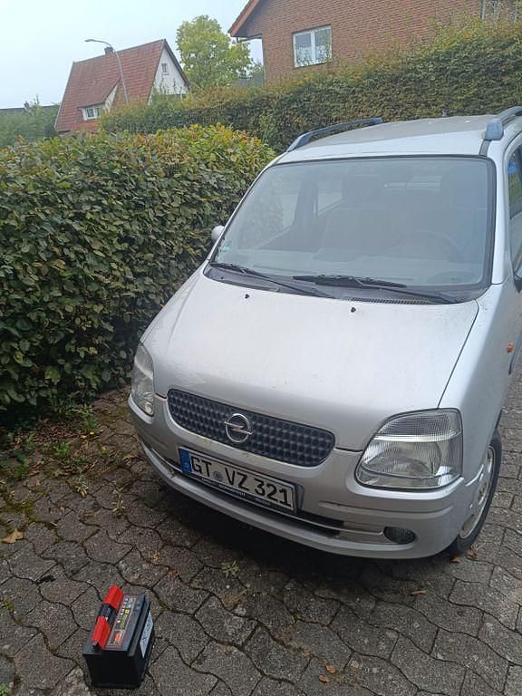 Silber Gebraucht 2001 Opel Agila Kleinwagen | 2.000 € (Teuer) - Bild 1/4