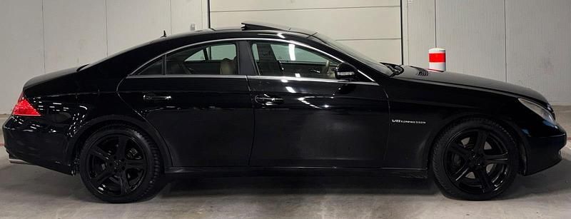 Gebraucht Mercedes CLS500 306 PS (225 kW) 2005 Schwarz Limousine