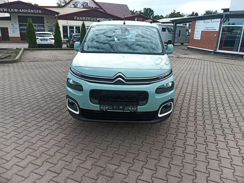 Gebraucht Citroën Berlingo Feel 131 PS (96 kW) 2020 Andere Van / Kleinbus